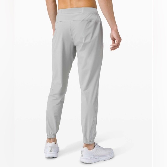 Mens Lululemon Surge Joggers TALL Inseam 31” Size Medium BNWOT - Picture 4 of 16